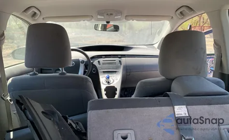 2010 Toyota Prius z USA, uszkodzony, nr VIN JTDKN3DU7A1004986